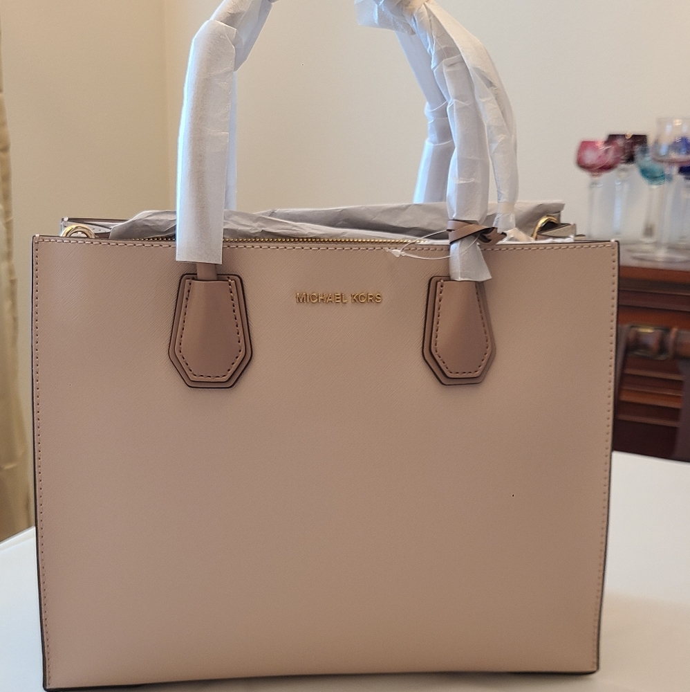 Michael Kors Mercer color block convertible tote